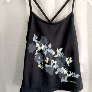 Columbia Titanium Workout Top size XS